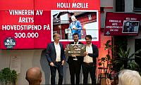 Holli vinner, beskåret.jpg